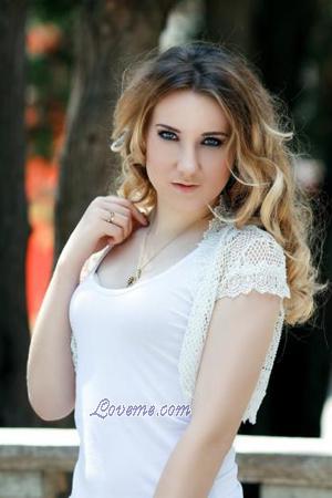 174309 - Yuliia Age: 28 - Ukraine