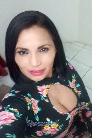 180645 - Andrea Age: 42 - Costa Rica