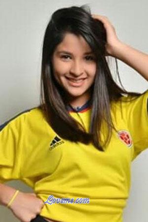 182523 - Fernanda Age: 28 - Venezuela