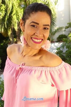 184090 - Dilsa Age: 50 - Colombia