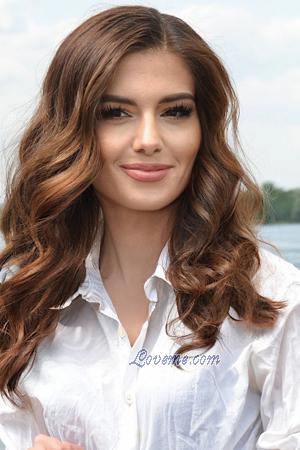 214821 - Larysa Age: 41 - Ukraine