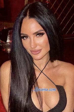 219641 - Louise Age: 30 - France