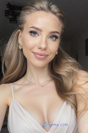 224558 - Oksana Age: 26 - Ukraine