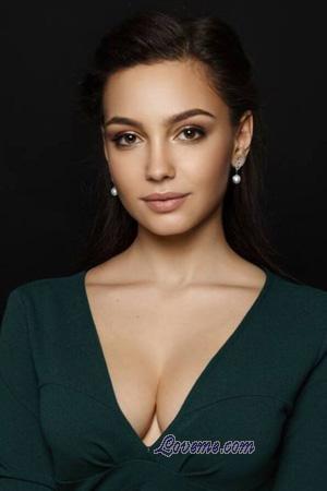 225241 - Diana Age: 26 - Ukraine
