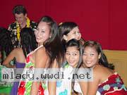 052-filipino-women