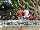 cartagena-women-boat-1104-49