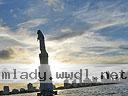 cartagena-women-boat-1104-51
